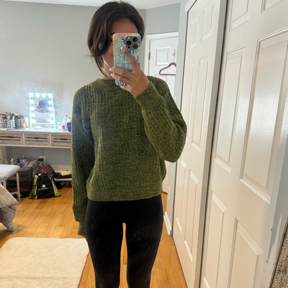 Universal Thread Green Knit Sweater - Size Extra Small (XS) - Picture 2 of 9